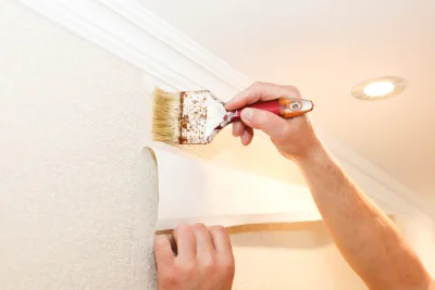 Pose de papier peint à Asques — revêtements muraux et toiles de verre